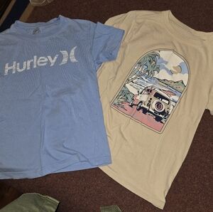 Kids Shirt Lot Of 2 Size 10-12 Hurley And OshKosh